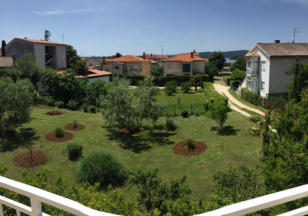 Kosovic Family House Hotel Medulin Exterior photo